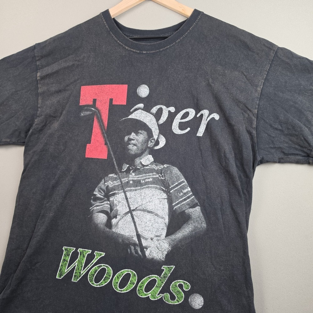 GOAT Crew Tiger Woods Golf T Shirt Mens Large Faded Black Washed Graphic Retro
